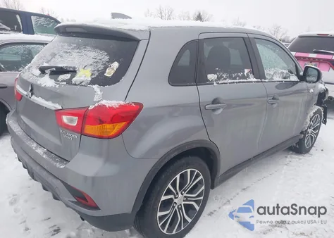 2018 Mitsubishi Outlander Sport 2.0 Es/2.0 Le z USA, uszkodzony, nr VIN JA4AP3AUXJU023339